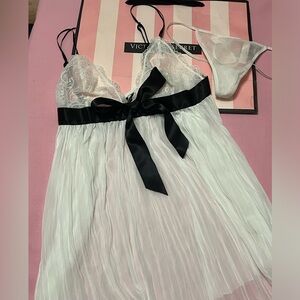 BRIDAL Victoria’s Secret Pleated Babydoll Large